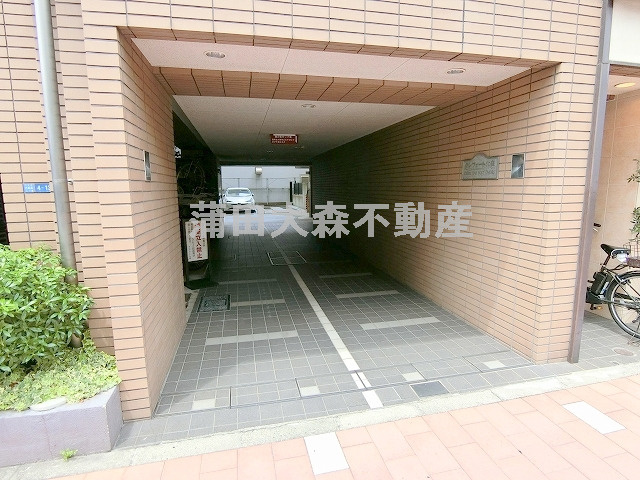 クレフォート大森の外観|エントランスアプローチ