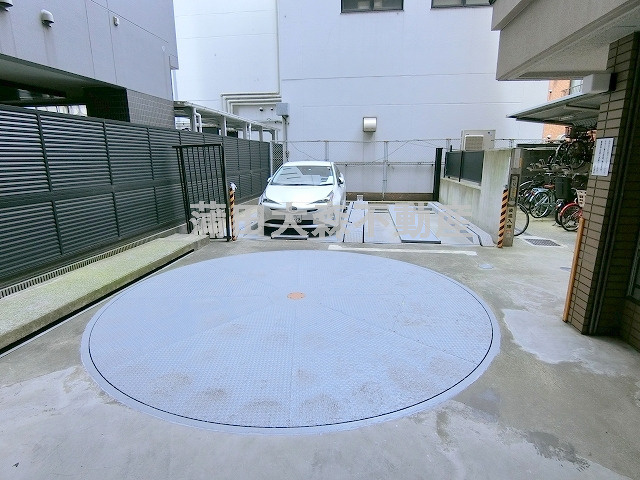 クレフォート大森の駐車場|機械式駐車場　空き状況サイズ詳細等お問合せ下さい。