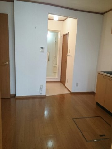 メゾン　ドゥ　コルーテの居間・リビング