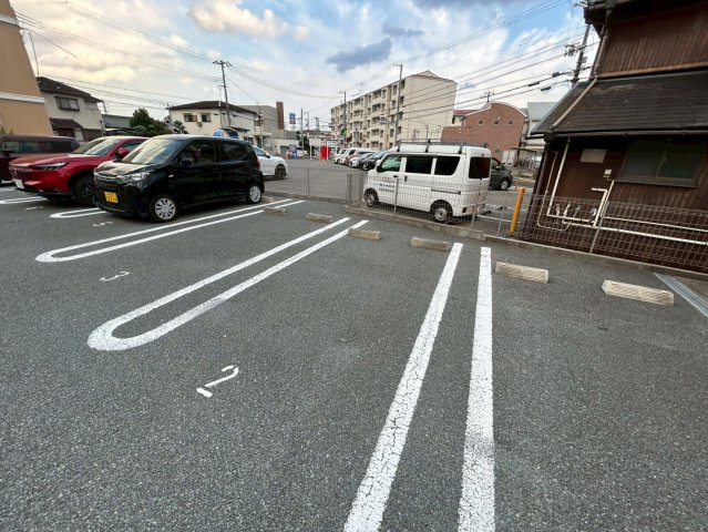 カーサヴィオーラの駐車場