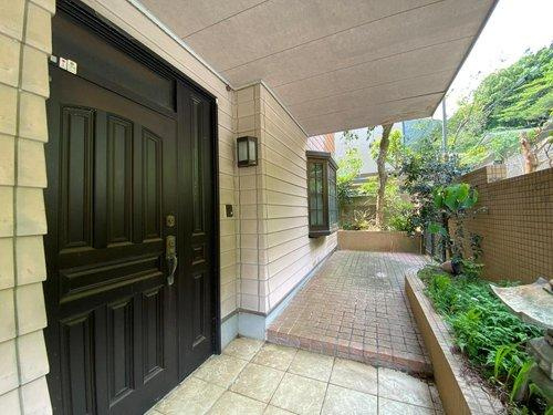 熱海市　山手町の外観|玄関ポーチ