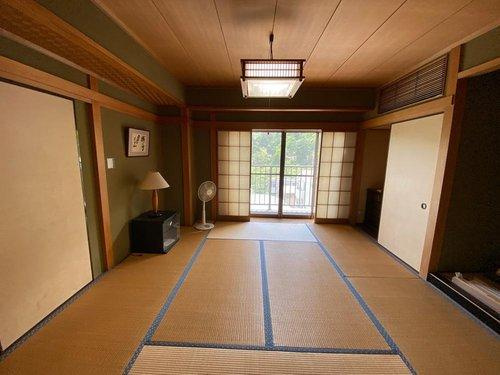 熱海市　山手町の和室