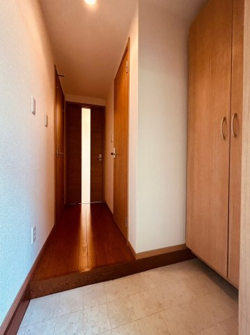 KTIレジデンス月見山Ⅱの玄関