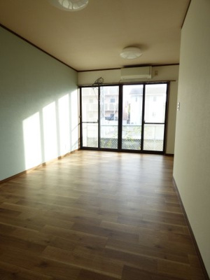 【居間・リビング】 | テラスハウストミーズ