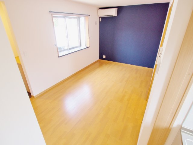 BLUE HOUSE青崎の居間・リビング