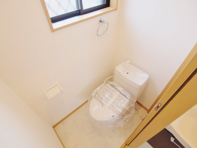 BLUE HOUSE青崎のトイレ