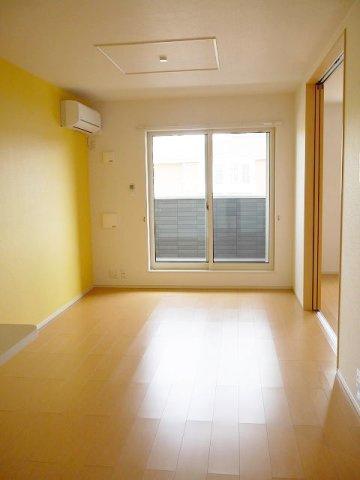 フィオリーレＡの居間・リビング|LDK11.1帖