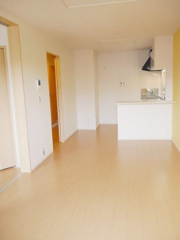 フィオリーレＡの居間・リビング|LDK11.1帖