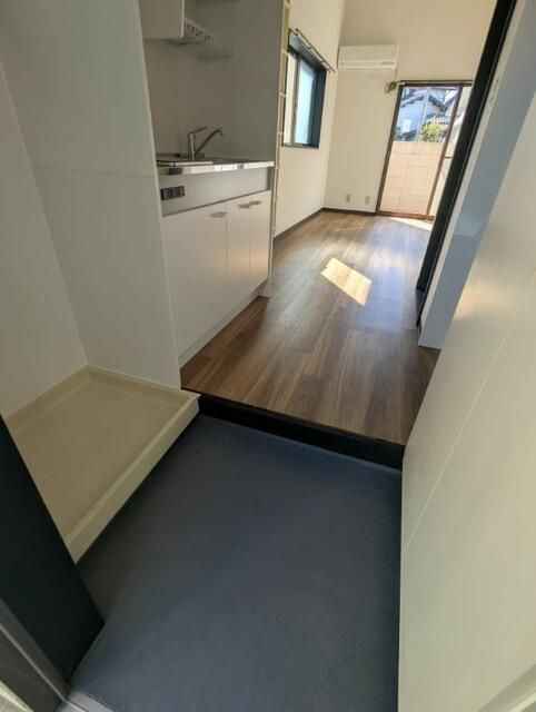 ウエストヒルの玄関