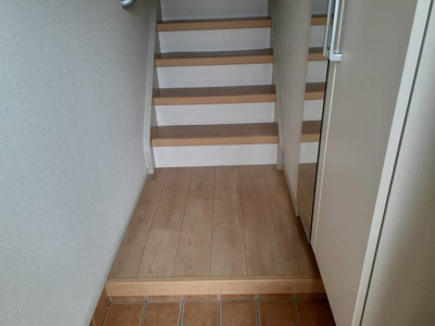 【玄関】 | コスモハイツ溝口Ⅰ | 落ち着いた玄関です