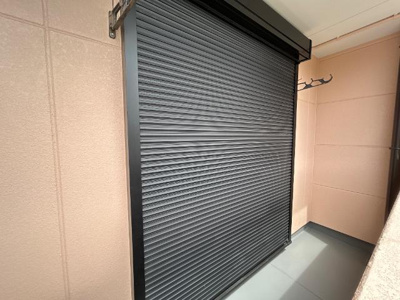 【その他】 | エクセレント，ＯＮ | シャッター雨戸（イメージ）
