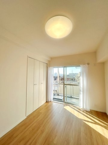 トーア東尾久マンションの居間・リビング