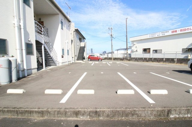 フランボワーズの駐車場|駐車場です