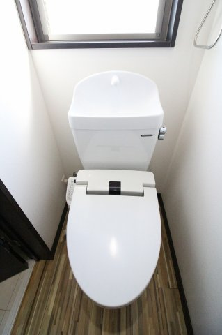 フランボワーズのトイレ|落ち着いたトイレです