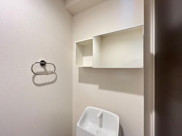 シエスタ舟入南のトイレ|ミラーキャビネット