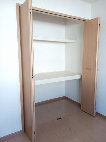 ルミナリエ　請石の収納|ちょっとした収納スペースも充実しています