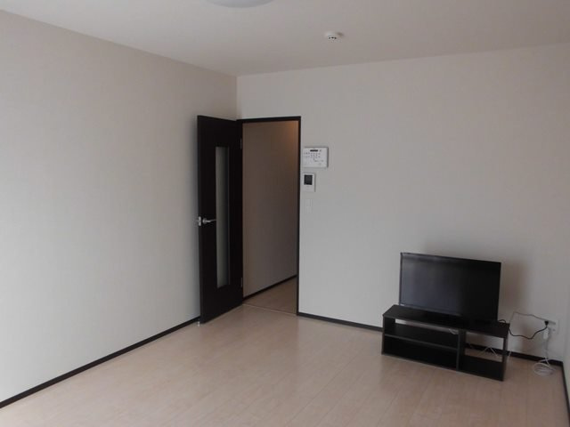 クレイノ西三次の居間・リビング|おしゃれなリビングです