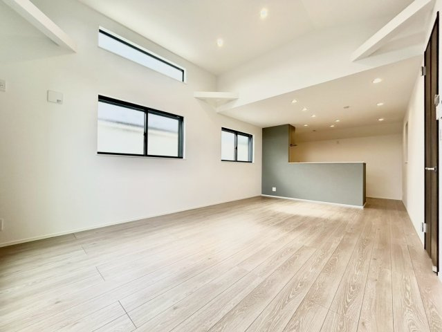 練馬区桜台5丁目　新築戸建　残1棟