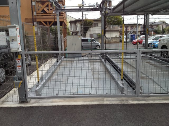 西東京市田無町２丁目の駐車場の駐車場