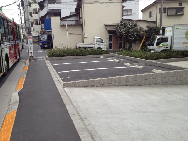 西東京市田無町２丁目の駐車場の駐車場