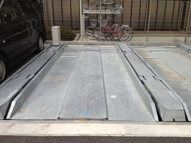 西東京市田無町２丁目の駐車場の駐車場