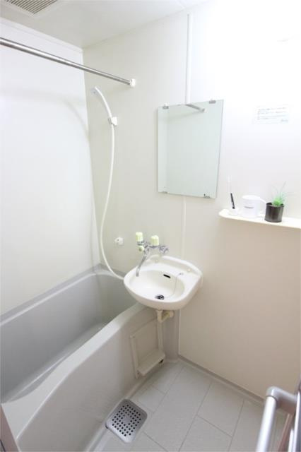 調布市小島町３丁目の賃貸マンションの浴室