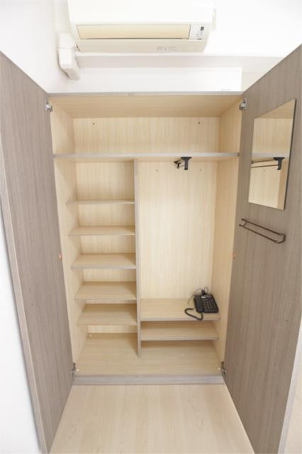 調布市小島町３丁目の賃貸マンションの収納