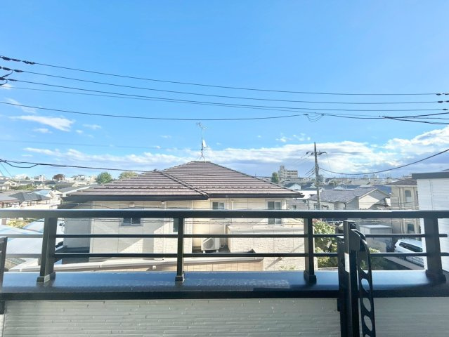 練馬区桜台5丁目　新築戸建　全2棟の展望|イスやテーブルを置いて、のんびりお茶や読書など、癒しのプライベート空間に。

現地ご見学希望・資料請求などお気軽にお問い合わせ下さい！
03-5990-5201