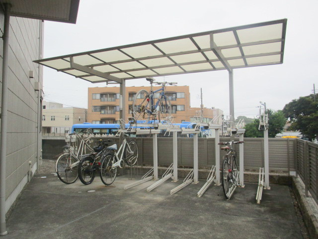 ロンボヌール稲毛のその他共用部分|★自転車置場屋根付★
