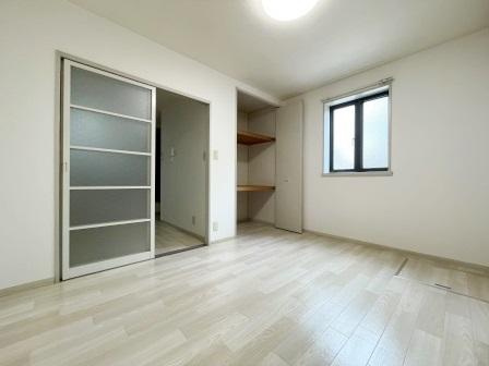 グレイス戸田の居間・リビング