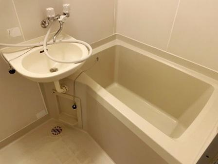 グレイス戸田の浴室