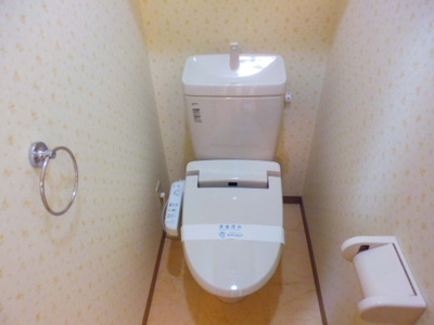 【トイレ】 | ラ・メゾン・フロフォンス | 温水洗浄便座。