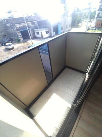 ポレール・Ｋのバルコニー