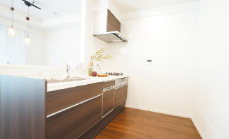 グリーンブリーズ萩中公園パークウイングのキッチン