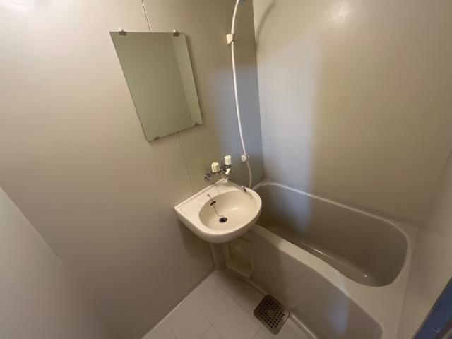 グランドパレス長泉Ｃの浴室|バス