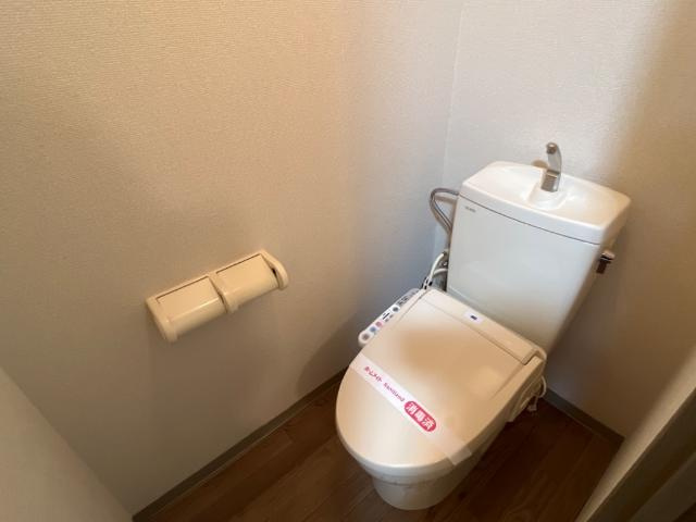 グランドパレス長泉Ｃのトイレ|シャワー付トイレ