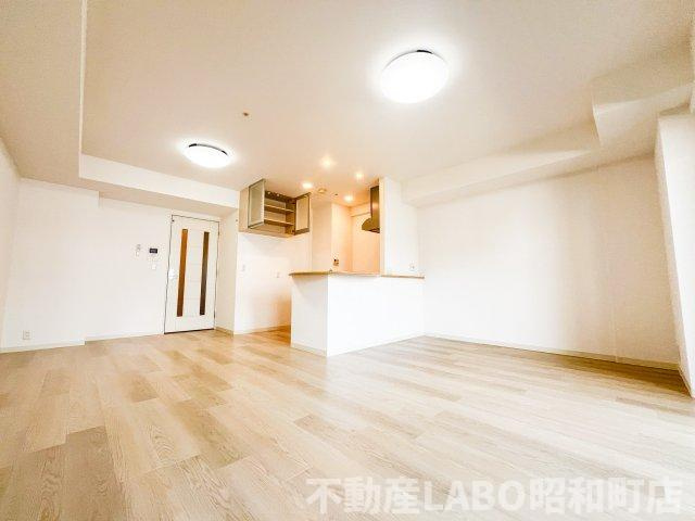 セレッソコート上本町EASTの居間・リビング