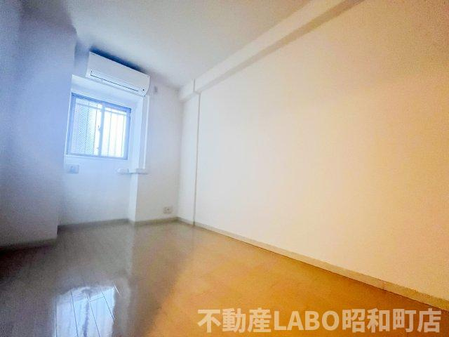 セレッソコート上本町EASTの洋室