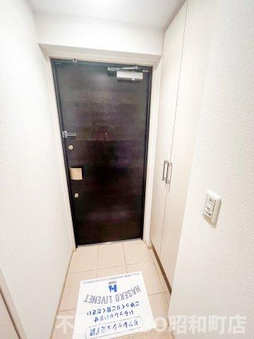 セレッソコート上本町EASTの玄関