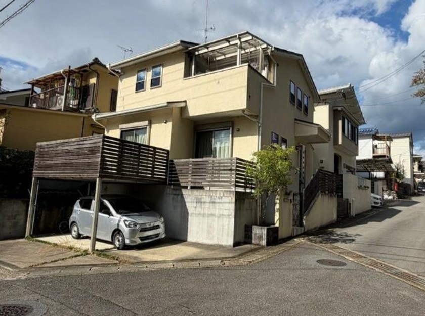 伏見区醍醐大畑町の外観