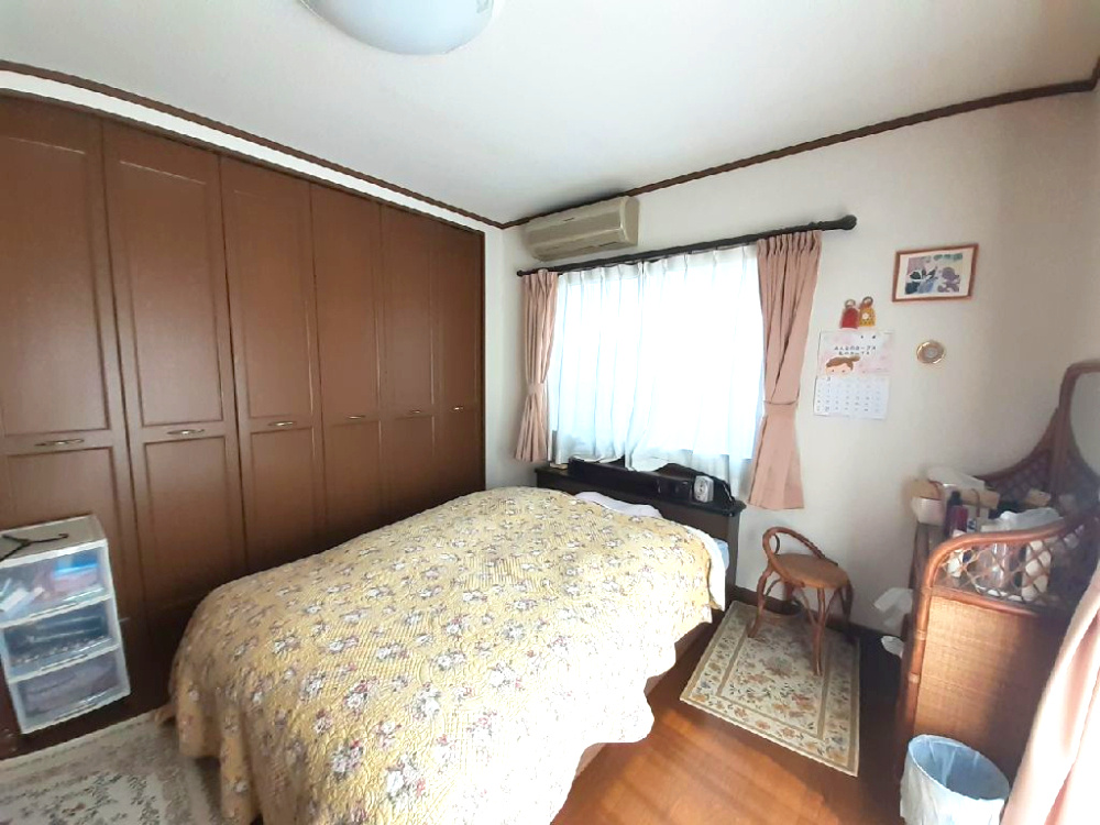 宇土市新開町の中古一戸建の洋室