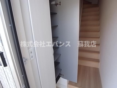 【エントランス】 | アマービレＢ | 建物の内部です