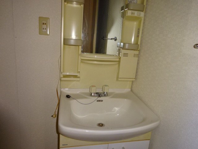 サンガーデン浄泉　東棟の洗面所