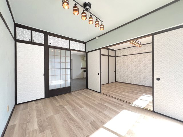 みどりマンションの洋室|南側洋室