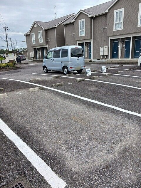 エバーグリーン　Ｂの駐車場
