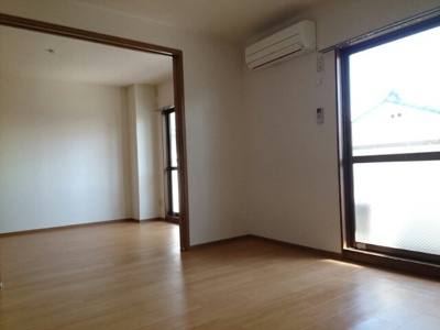 【居間・リビング】 | フィ－ルド夢運 | こちらの居間で趣味の時間をお楽しみください