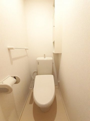 【トイレ】 | フィールドビーチ加茂名 | シンプルで使いやすいトイレです