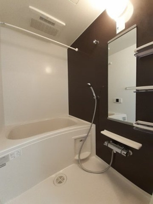 【浴室】 | フィールドビーチ加茂名 | お風呂です