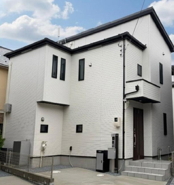 中古/朝霞市膝折町３丁目の外観|2023年12月築の２階建て戸建です
