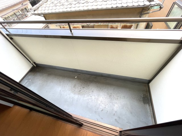 【バルコニー】